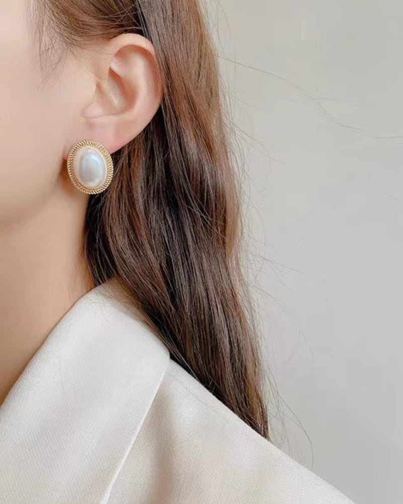Orecchini a Perno Radiance con Perle Ovali